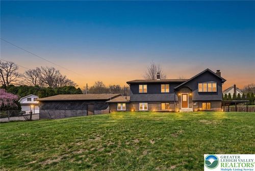 300 Topeka Ave, SHENANDOAH, PA, 17976-1346 | Card Image