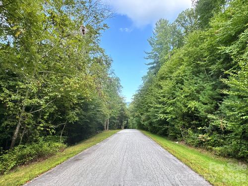 19 Garren View Dr, Fairview, NC, 28730-9604 | Card Image