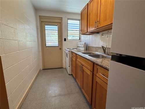3-3353 Campbell Ave, Honolulu, HI, 96815-4160 | Card Image