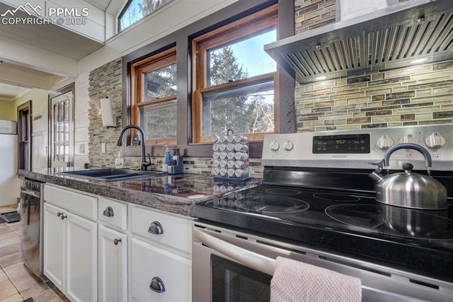 5625 Moosa Rd, House other with 4 bedrooms, 2 bathrooms and 3 parking in Cascade CO | Image 8