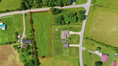 2332 Gaffney Rd, Crab Orchard, KY, 40419 | Card Image