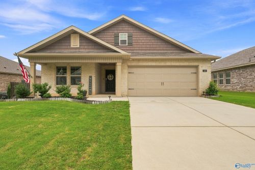439 Jackson Point Cir, Huntsville, AL, 35811-4006 | Card Image