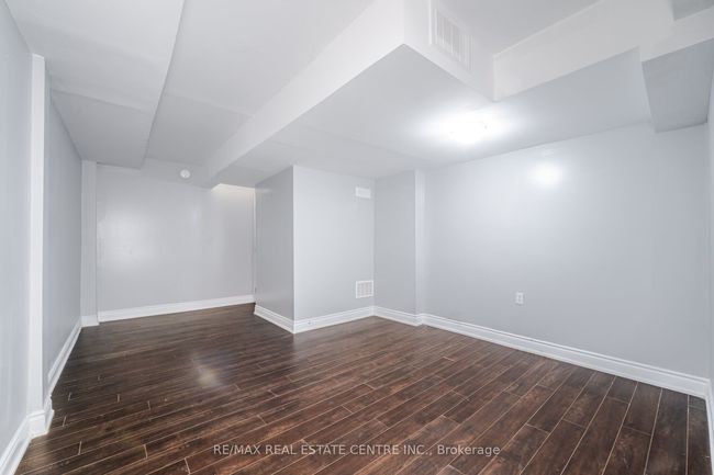 181 Brisdale Dr, House other with 6 bedrooms, 5 bathrooms and 5 parking in Brampton ON | Image 46