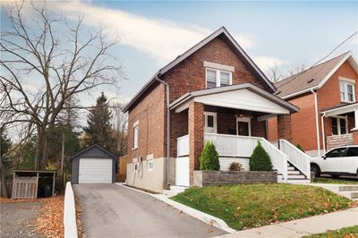 35 Fergus St, House other with 3 bedrooms, 2 bathrooms and 3 parking in Guelph ON | Image 1