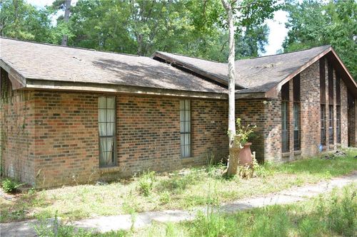 620 Davis Landing Rd, Slidell, LA, 70461-1908 | Card Image