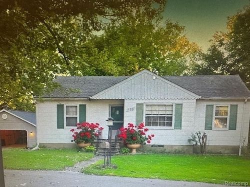 830 Grace St, Northville, MI, 48167-1136 | Card Image