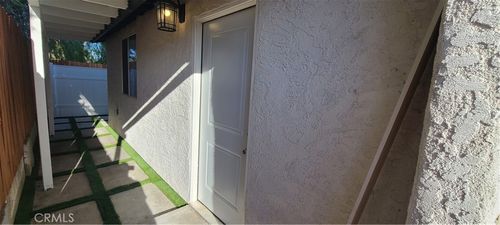 8022-12-8022 Yolanda Ave, Reseda, CA, 91335-1257 | Card Image