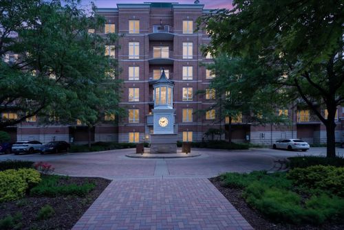 209-799 Graceland Ave, Des Plaines, IL, 60016-8619 | Card Image