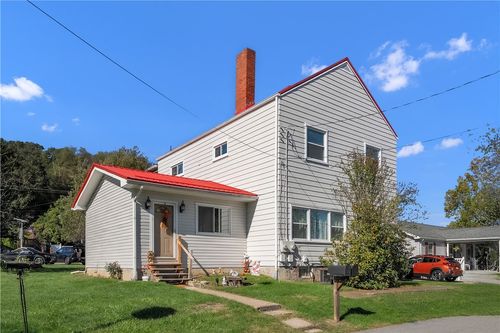 1229 Mckee St, Crescent, PA, 15046-5342 | Card Image