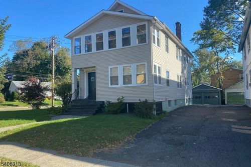 133 Willowdale Ave, Montclair, NJ, 07042-4316 | Card Image