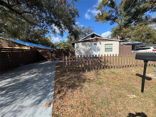 8014 N Alaska St, TAMPA, FL, 33604-3242 | Card Image