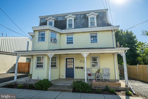 126 Poplar St, AMBLER, PA, 19002-4744 | Card Image