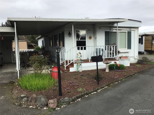 33-5210 71st Avenue Ct E, Puyallup, WA, 98371-3543 | Card Image