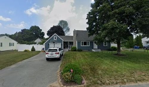 11 Dawson Street, Pawtucket, RI, 02861 | Card Image