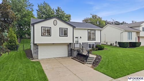 15302 Spencer St, Omaha, NE, 68116-8110 | Card Image