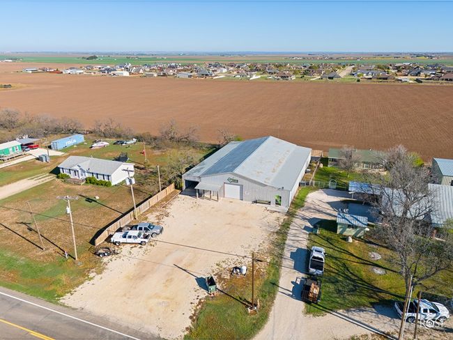 8470 Loop 570, Home with 0 bedrooms, 0 bathrooms and null parking in Wall TX | Image 28