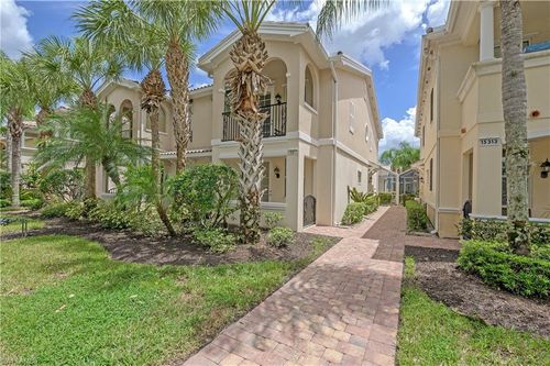 15317 Laughing Gull Ln, BONITA SPRINGS, FL, 34135-8518 | Card Image