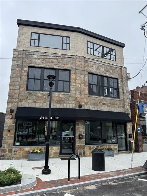 2-105 Pleasant St, Weymouth, MA, 02190-2422 | Card Image