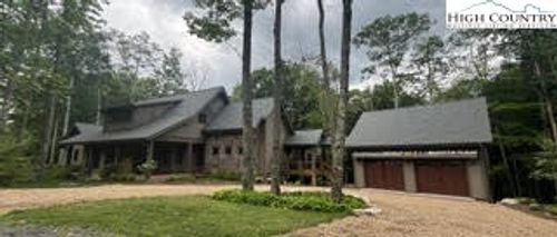 137 Mountain Breeze Knl, Blowing Rock, NC, 28605-8832 | Card Image