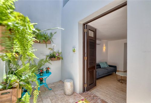 4-203 Fortaleza, San Juan, PR, 00901 | Card Image