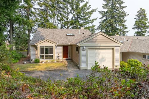 5998 Waterton Dr, Nanaimo, BC, V9T6A9 | Card Image