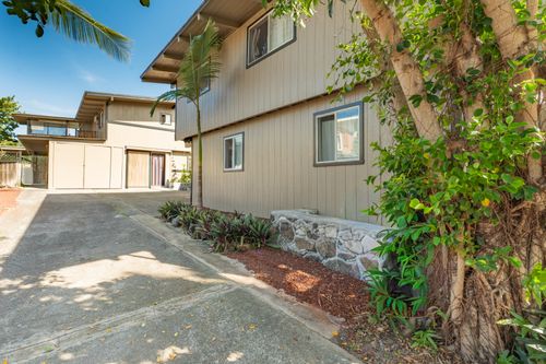 75-195 Ala Onaona St, Kailua Kona, HI, 96740-1805 | Card Image