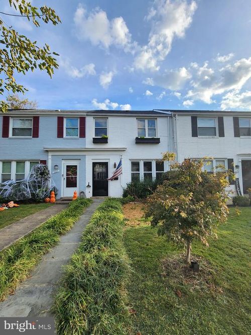 1605 Woodbine St, ALEXANDRIA, VA, 22302-2742 | Card Image