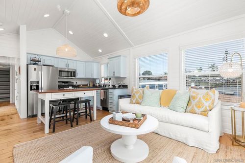 spc-31-123 Jasper St, Encinitas, CA, 92024-2069 | Card Image