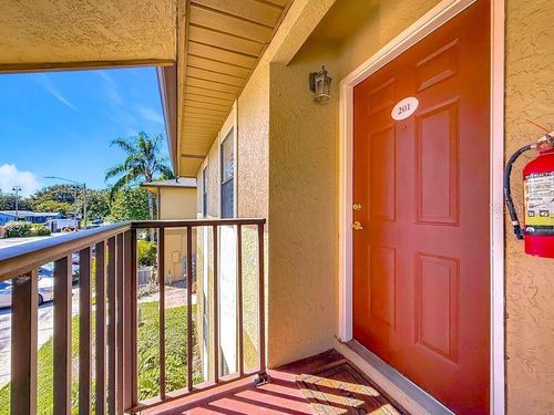 201-10199 Sailwinds Blvd S, LARGO, FL, 33773-2367 | Card Image