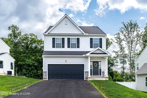 721 Quarry Rd, Drums, PA, 18222-7700 | Card Image