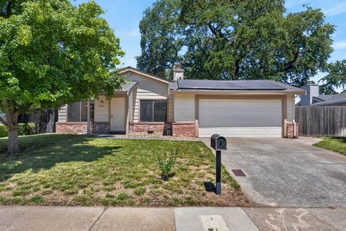 8721 Brigham Way, Sacramento, CA, 95826 | Card Image