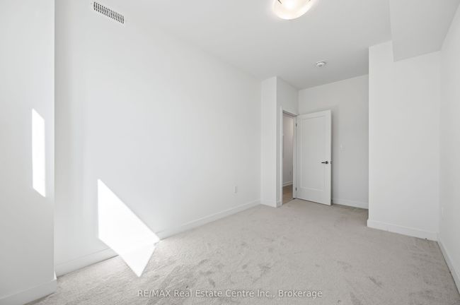 E8 - 20 Palace St, Condo with 2 bedrooms, 2 bathrooms and 1 parking in Kitchener ON | Image 23