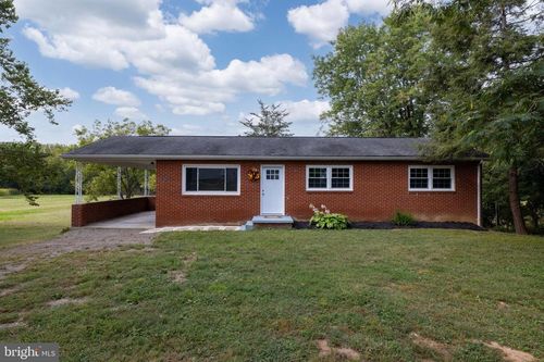 3665 Stoney Creek Rd, EDINBURG, VA, 22824-2009 | Card Image