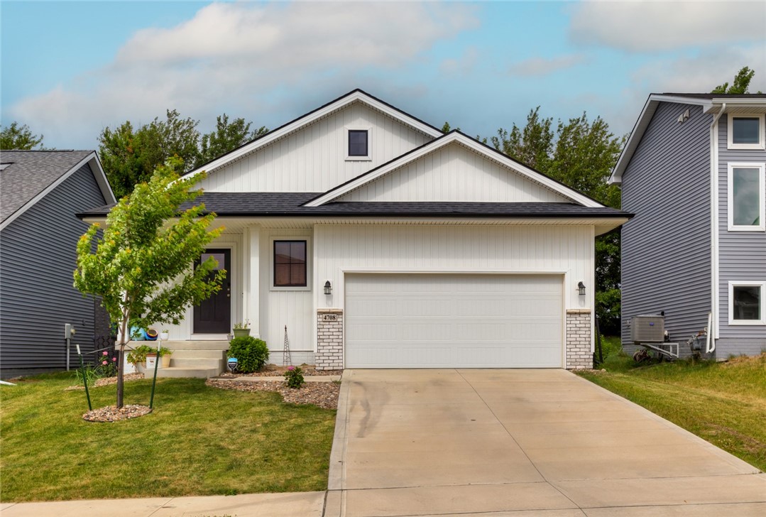 167th St, Urbandale, IA 50323