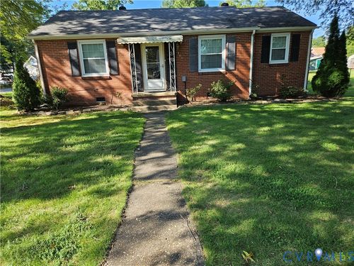 106 5th St, Blackstone, VA, 23824-2110 | Card Image