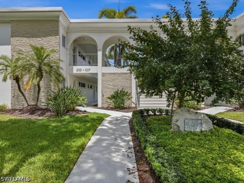 211-211 3rd Ave S, NAPLES, FL, 34102-6308 | Card Image