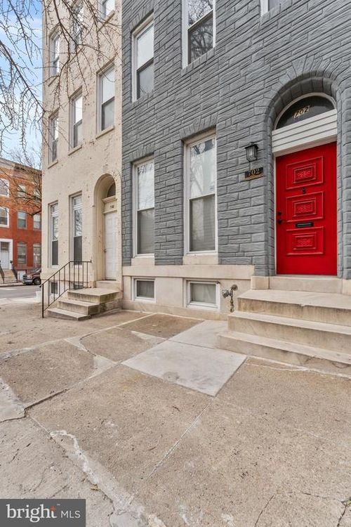 702 N Arlington Ave, BALTIMORE, MD, 21217-2403 | Card Image