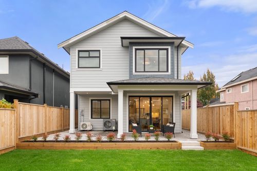 4880 Garry St, Richmond, BC, V7E2V3 | Card Image