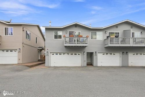 27-9327 Commons Pl, Anchorage, AK, 99502-1581 | Card Image