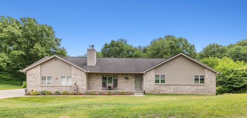 10862 Silver Lake Rd, Brighton, MI, 48116-8602 | Card Image