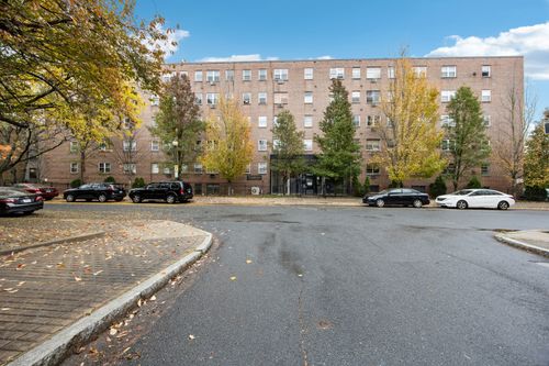 apt-a3-40 Owen St, Hartford, CT, 06105-3277 | Card Image