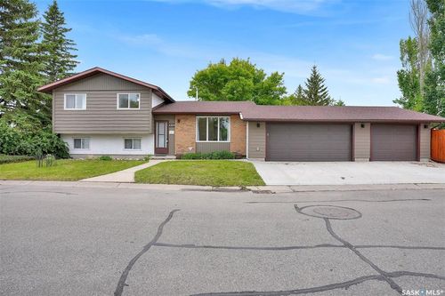 1244 Runciman Cres N, Regina, SK, S4X3A8 | Card Image