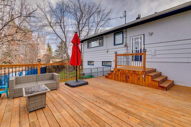 1924 Green Ridge Road Sw, Home with 5 bedrooms, 2 bathrooms and 3 parking in Calgary AB | Image 38