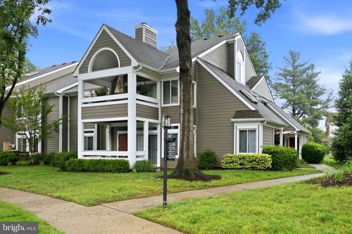 533-12212 Fort Buffalo Cir, FAIRFAX, VA, 22033-2831 | Card Image