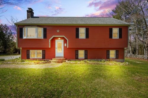 500 Wareham St, Middleboro, MA, 02346-3422 | Card Image