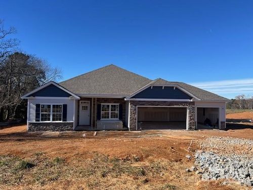 73-5135 Colchester Ct, Catawba, NC, 28609-8411 | Card Image