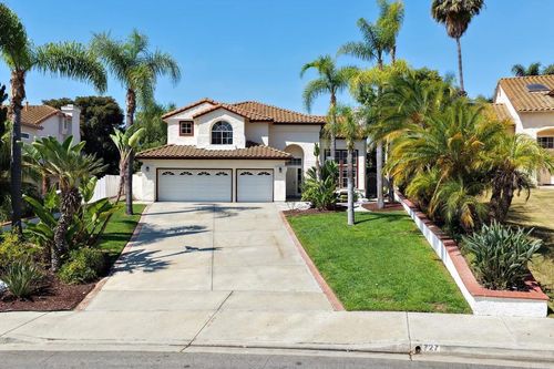 727 Corona Dr, Oceanside, CA, 92057-6345 | Card Image