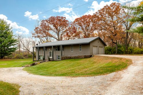 11835 Trinkle Rd, Dexter, MI, 48130-9763 | Card Image