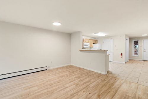 117 Claire Point Rd, Burlington, VT, 05408-1320 | Card Image