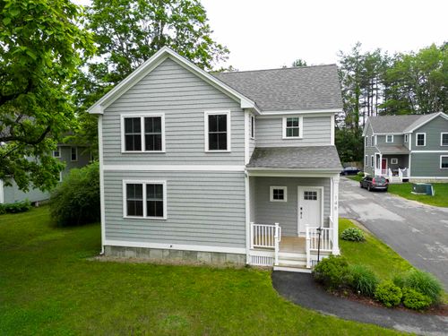 148 Mast Rd, Dover, NH, 03820-4451 | Card Image